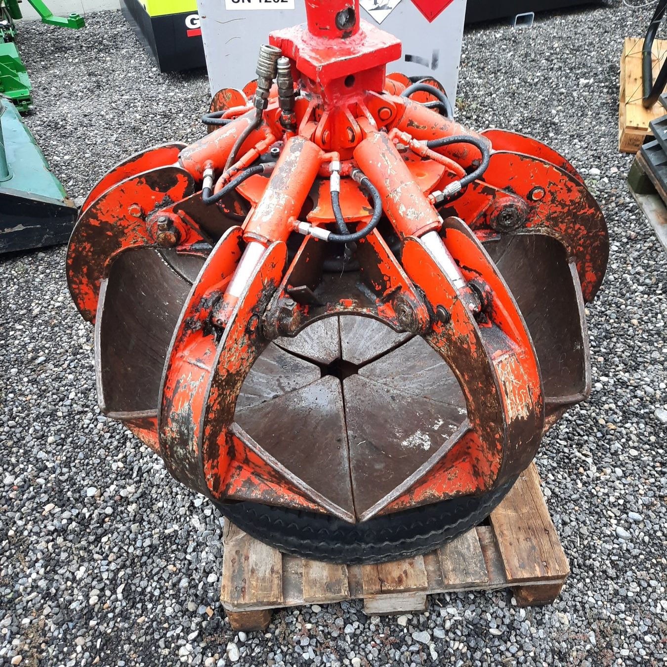 Greifer Polypgreifer Mehrschalengreifer (Gebraucht) in Müllheim für CHF ...