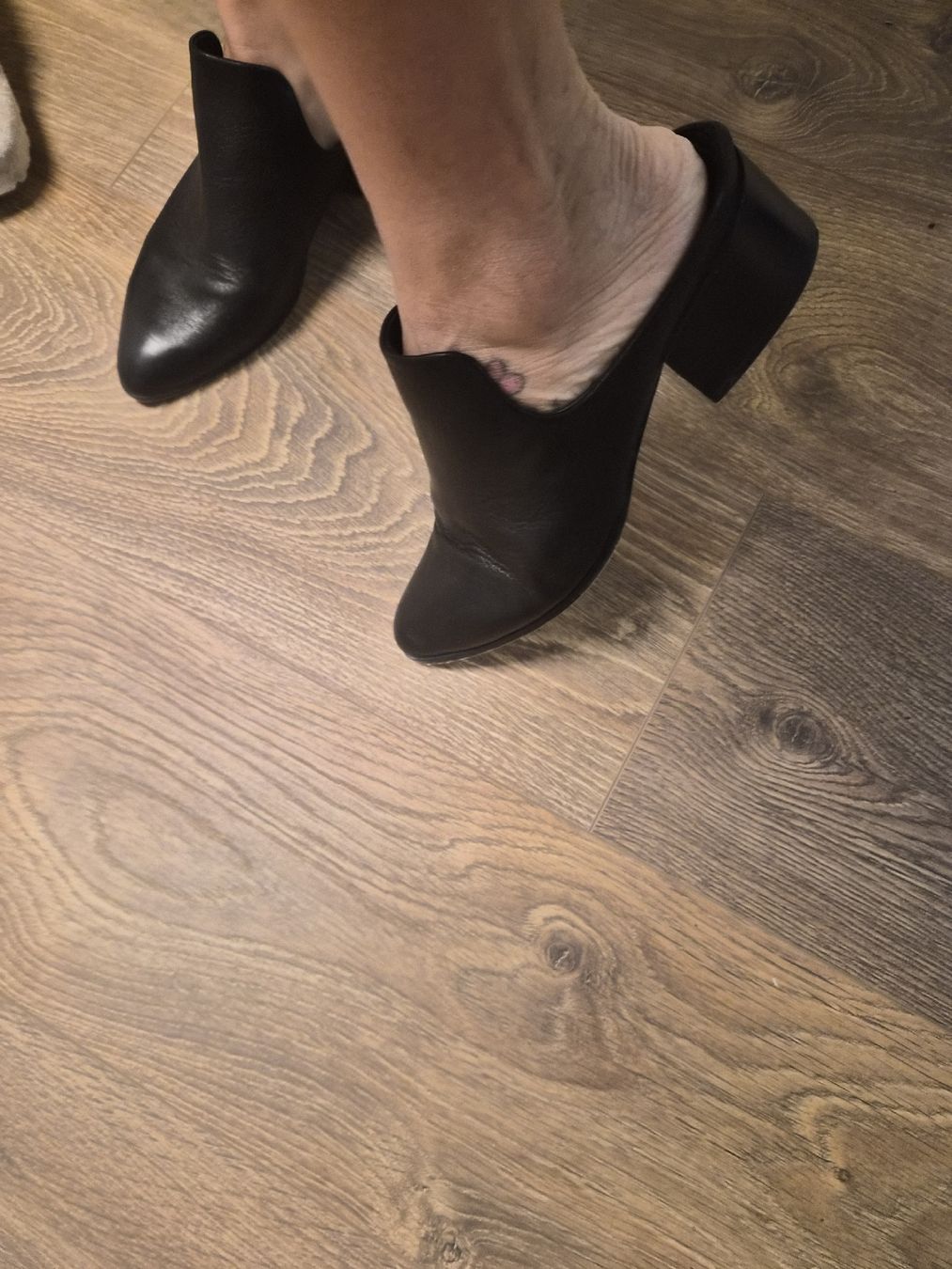 Scarpe da donna: Black Leather Mules - Size 37 - Steve Madden – Usato da Maur venduto da Sofi___ 1