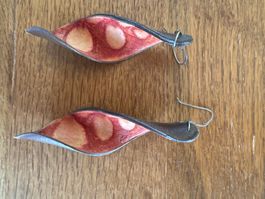 Modeschmuck (Hänckel für ins Ohr ist aus silber)