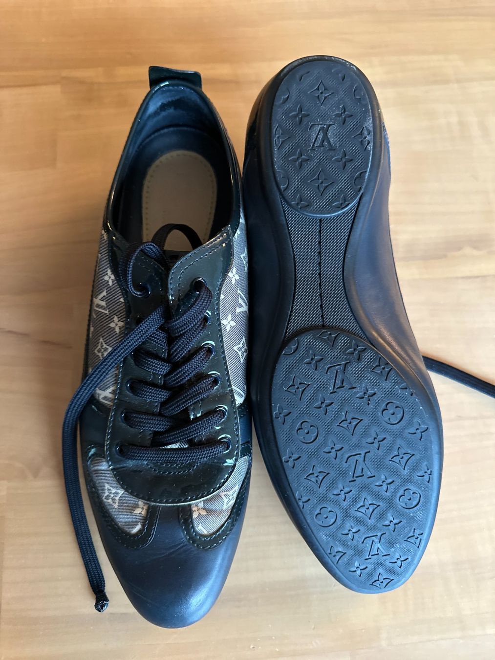 Louis Vuitton Scarpe da donna: Original Louis Vuitton Monogram Sneaker – Nuovo (secondo la descrizione) da Wollerau venduto da Swissmisses 2