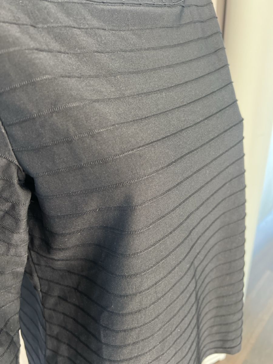 Madeleine T-Shirts: Schwarzes Shirt mit 3/4 Aermel, Gr. 42 – Gebraucht aus Uetikon am See von Sarahm76 1