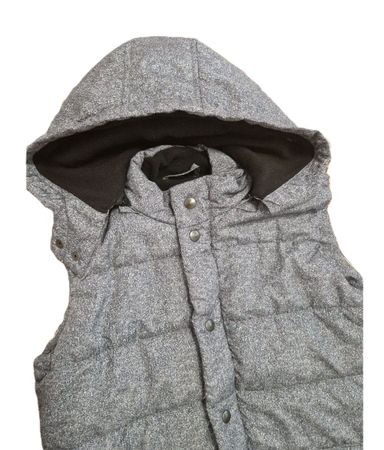 Warme Gilet mit abnehmbare Kapuze von "DeFacto"Gr.146/152