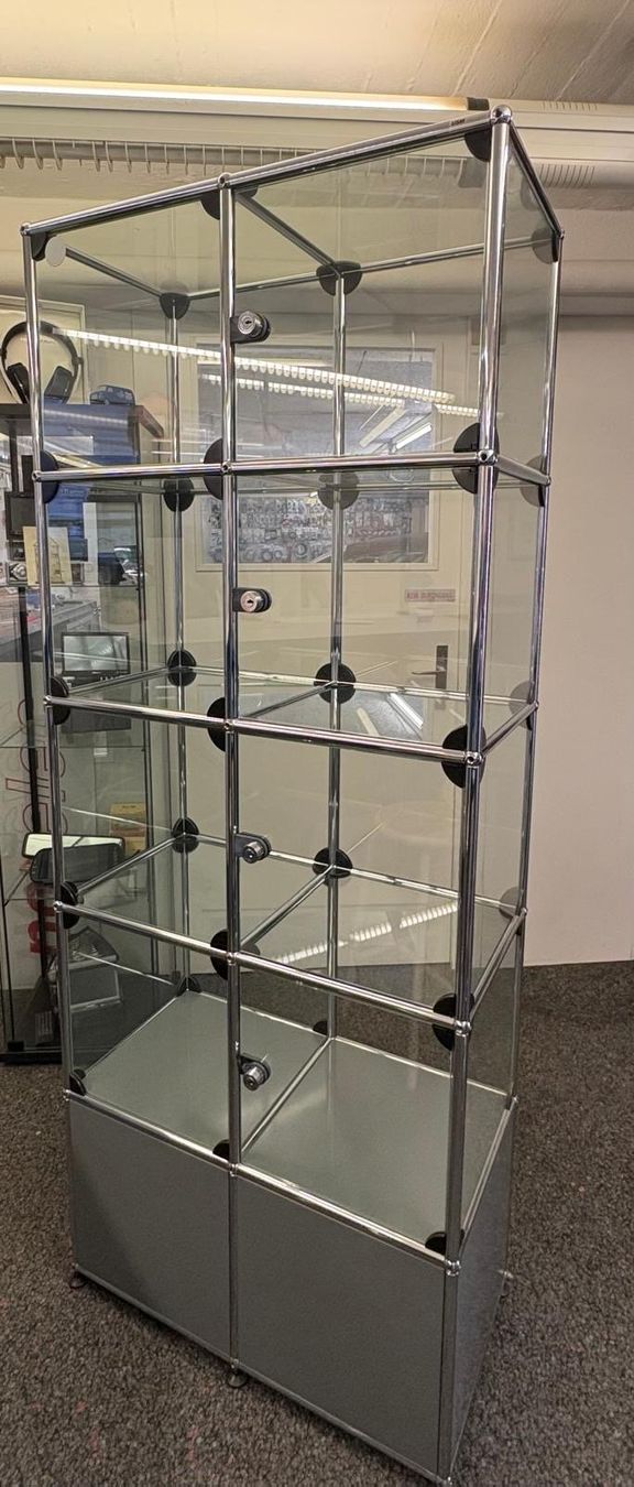 Vitrinen: Vitrinenregal Glas Metall silberfarben modular 180cm – Gebraucht aus Zürich von Johe04 1