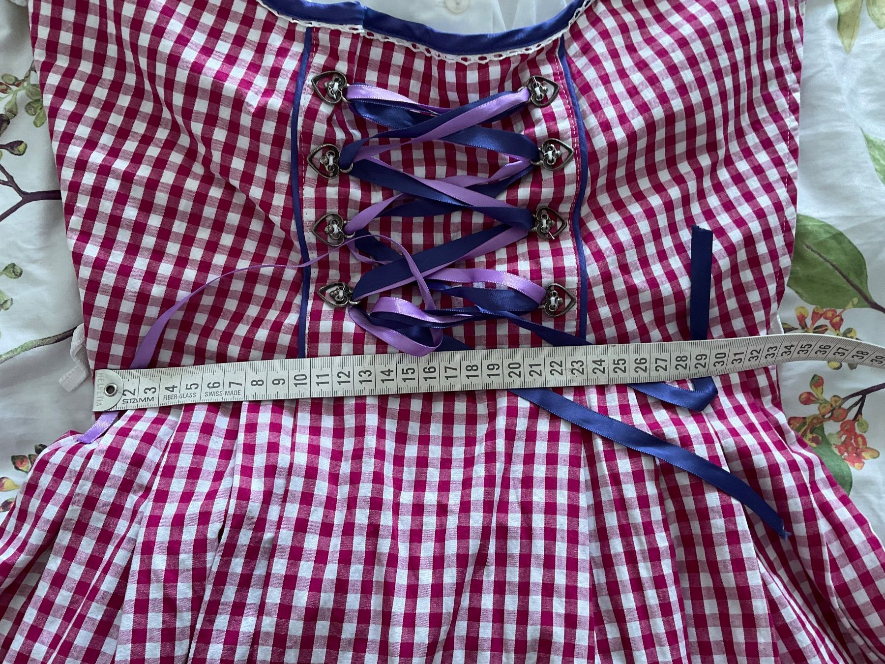 Kleider: MarJo schönes Dirndl mit LuemGr 34 top Zustand – Gebraucht aus Urdorf von alda02 4