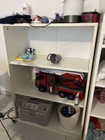 Bücherregal vom Möbelhaus