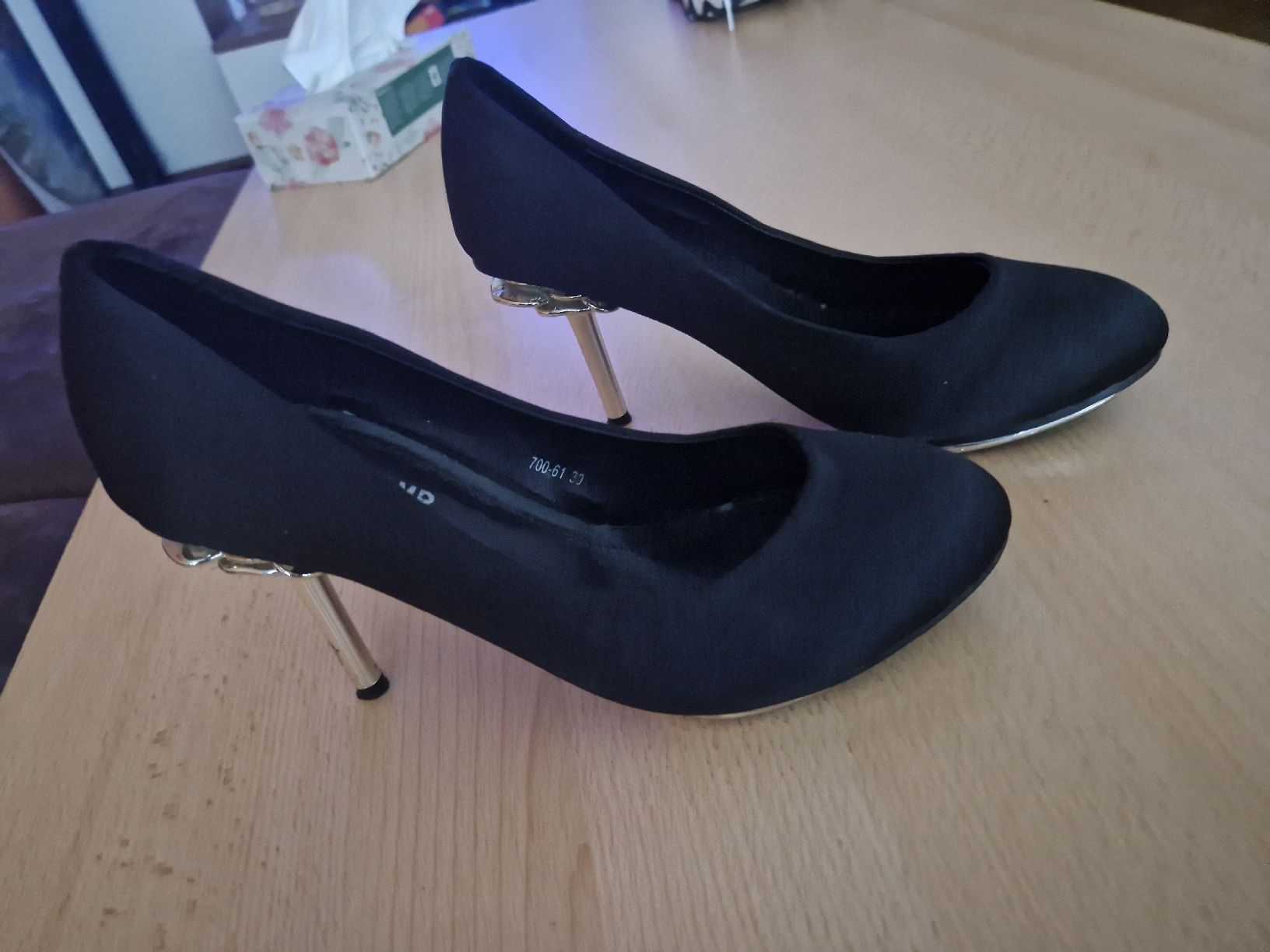 Scarpe da donna: scarpe con tacco – Usato da Giornico venduto da Vale_leo86 3