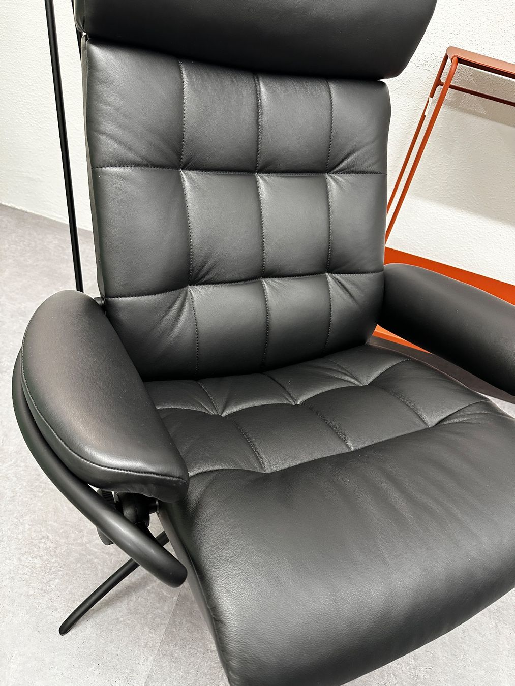 Stressless Sessel: Sessel London, low back, mit Hocker – Neu (gemäss Beschreibung) aus Disentis/Mustér von inf_2hbd 1