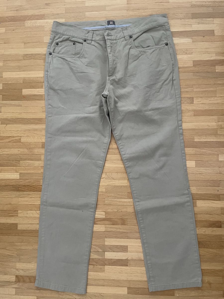 Manor Pantaloni: Manor Man Hosen – Usato da Tägerwilen venduto da Shaimaa