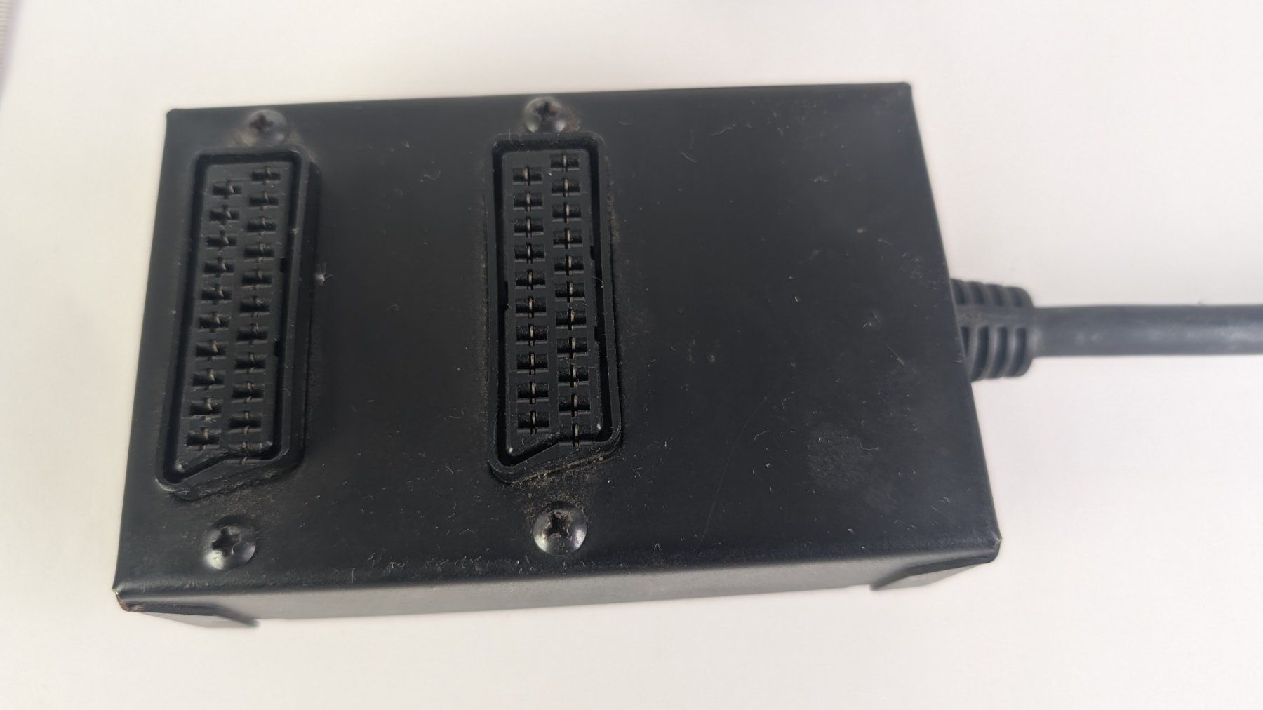 Unità & Adattatore: SCART Verteiler - 2 Anschlüsse – Usato da Zürich venduto da axolottchen 2