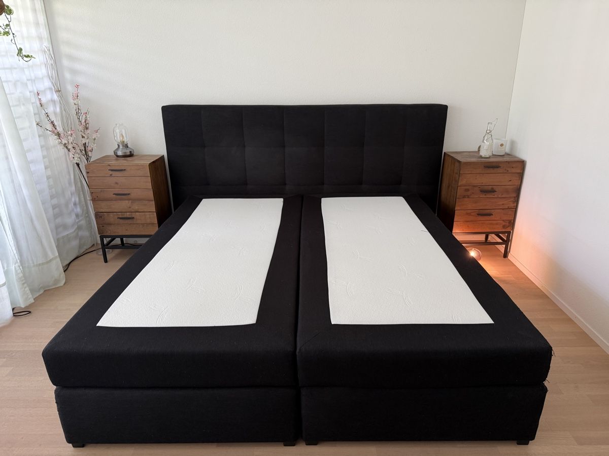 Lits: Boxspringbett von Breckle in schwarz  – D'occasion à Schenkon par PatMan6210
