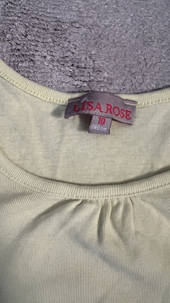 Blusen, T-Shirts & Tops: Tank top Gr.140/10a Lisa Rose – Gebraucht aus Tagelswangen von Bomu 1