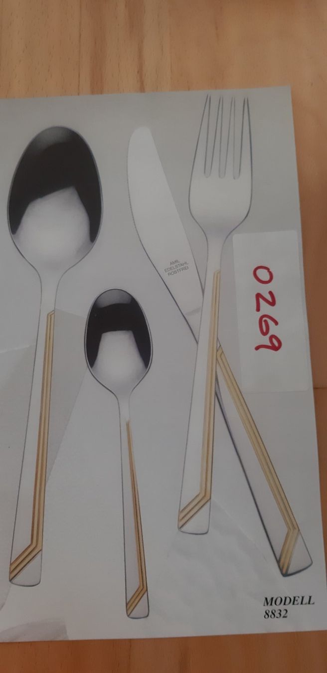 Set di posate: Besteckkoffer 70-Teile, 12er Set – Usato da Balterswil venduto da Jolie6