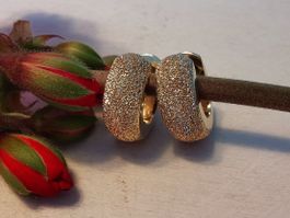 1P. 18Kt. Gelbgold praktische Klappcreolen / Sonderverkauf