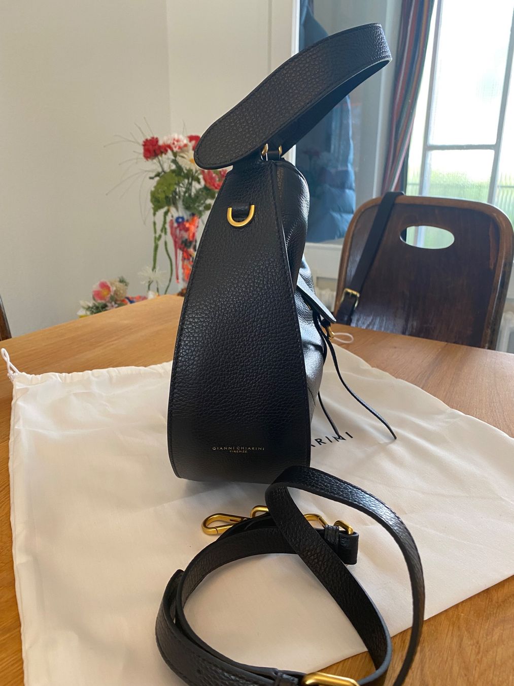 Borse da donna: Schultertasche Gianni Chiarini, schwarz – Nuovo (secondo la descrizione) da Basel venduto da Ruth070 3