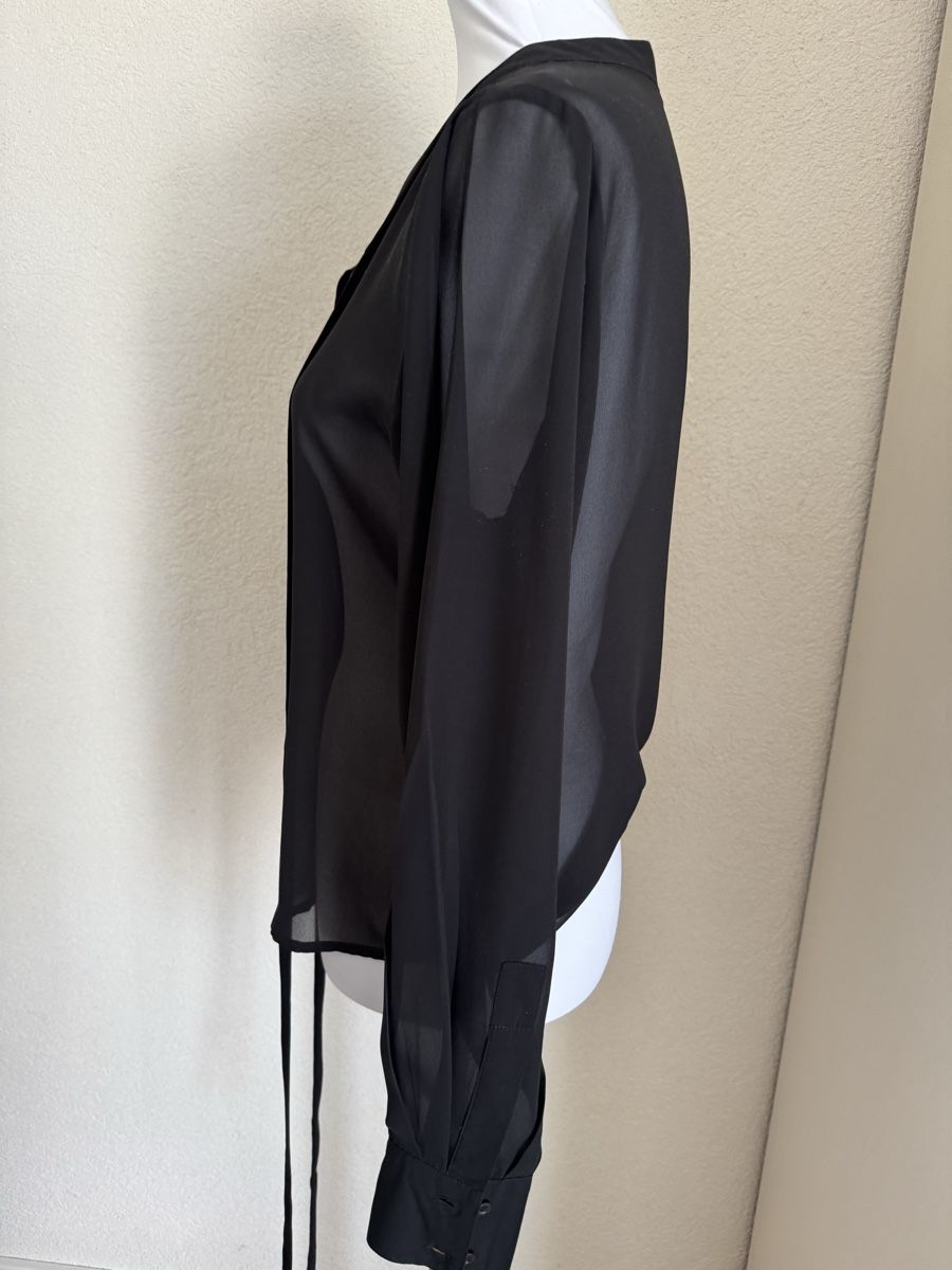 Blusen: Black top Sienne Small – Neu (gemäss Beschreibung) aus Münchenstein von ArleneLM 1