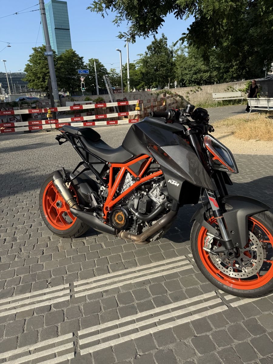 KTM Strasse: KTM Superduke 1290R – Gebraucht aus Zürich von LonG_ 5