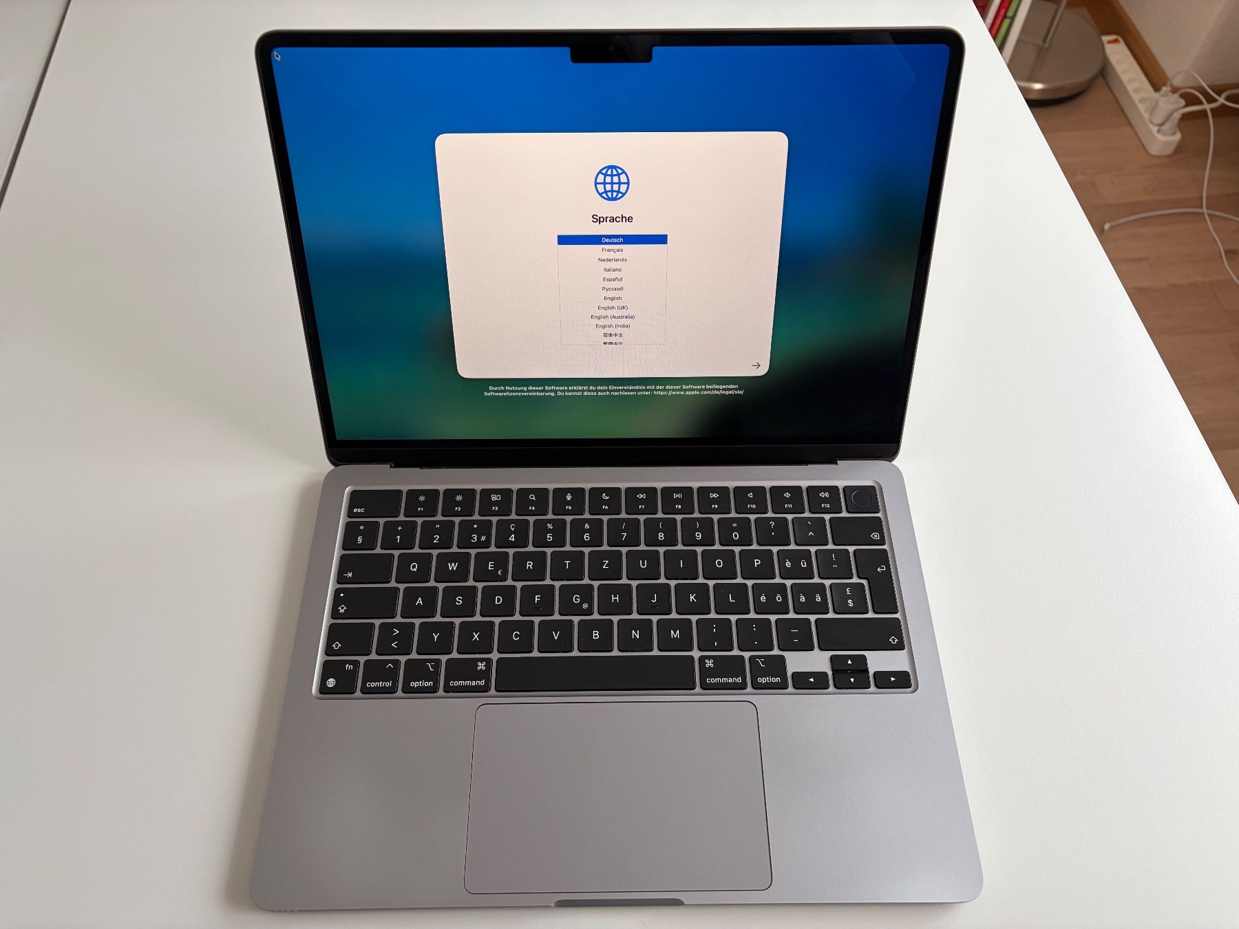 Apple Notebooks: MacBook Air M2 / 512 GB / Spacegrau – Gebraucht aus Matten b. Interl von zwap01