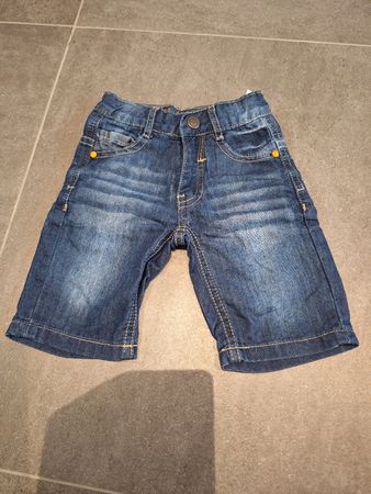 Coole Jeans-Shorts für Jungs, Grösse 104