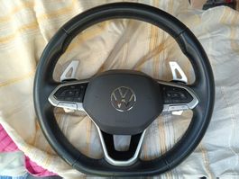 VW Lenkrad aus Golf 8 (2022) - mit Schaltwippen+Airbag