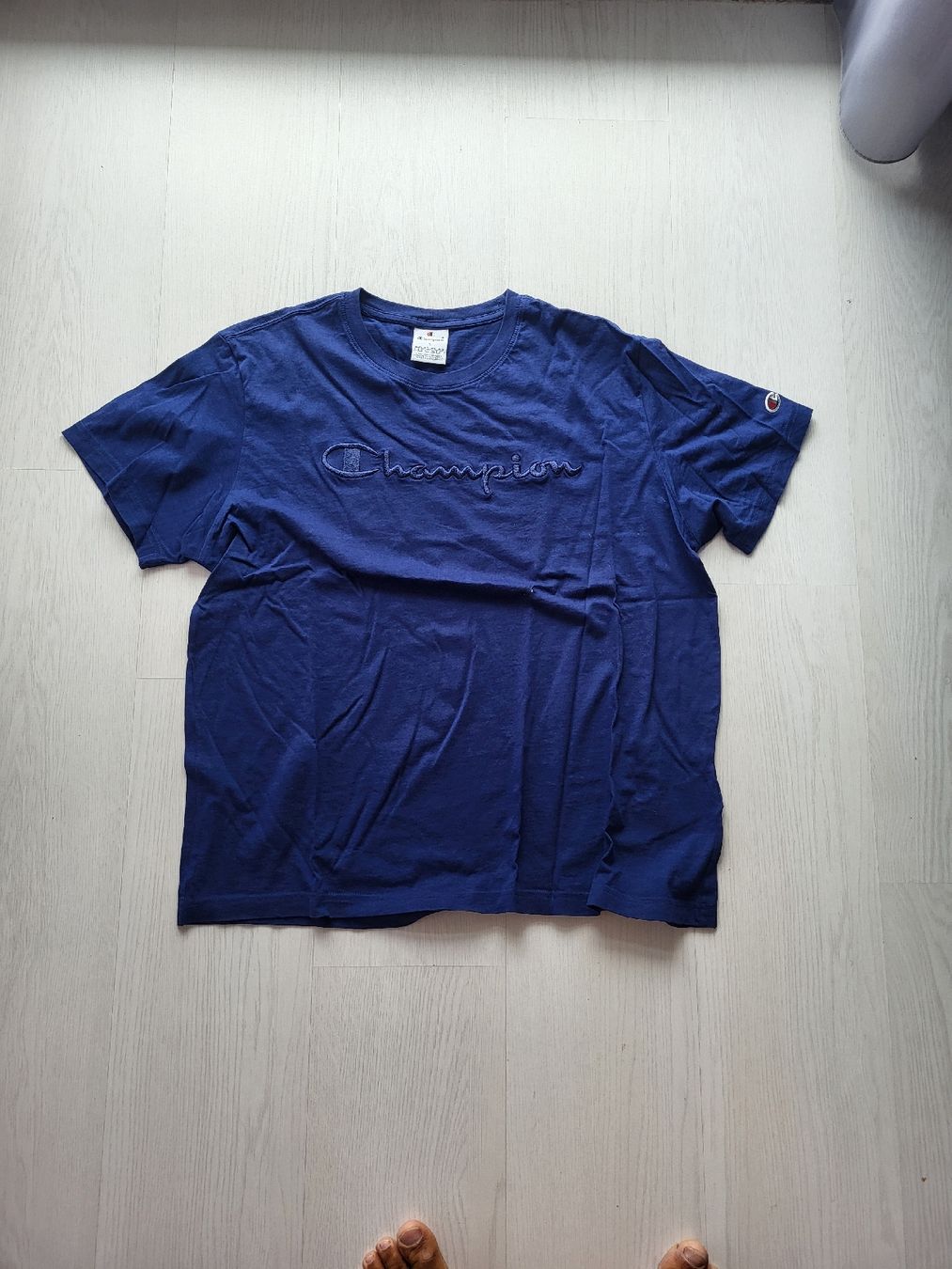 Champion T-Shirts: Champion T-Shirt neuwertig  – Neu (gemäss Beschreibung) aus Bettlach von Dimaf3