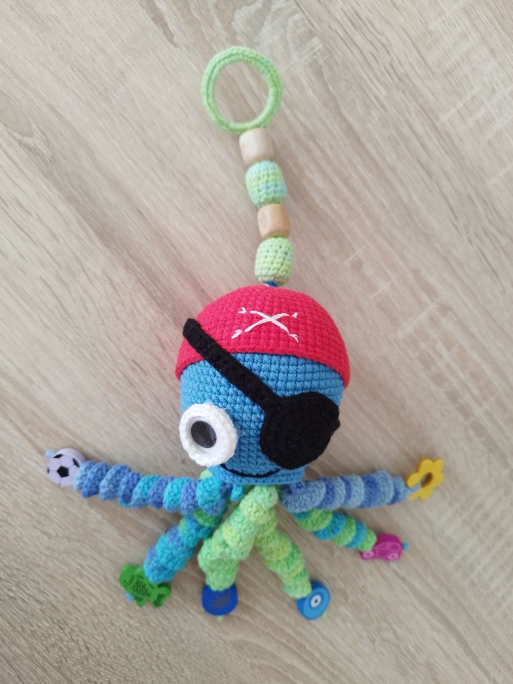 Spielzeuge: Poulpe Pirate avec tete hochet – Neu und originalverpackt aus Arnex-sur-Orbe von can_97vn 1