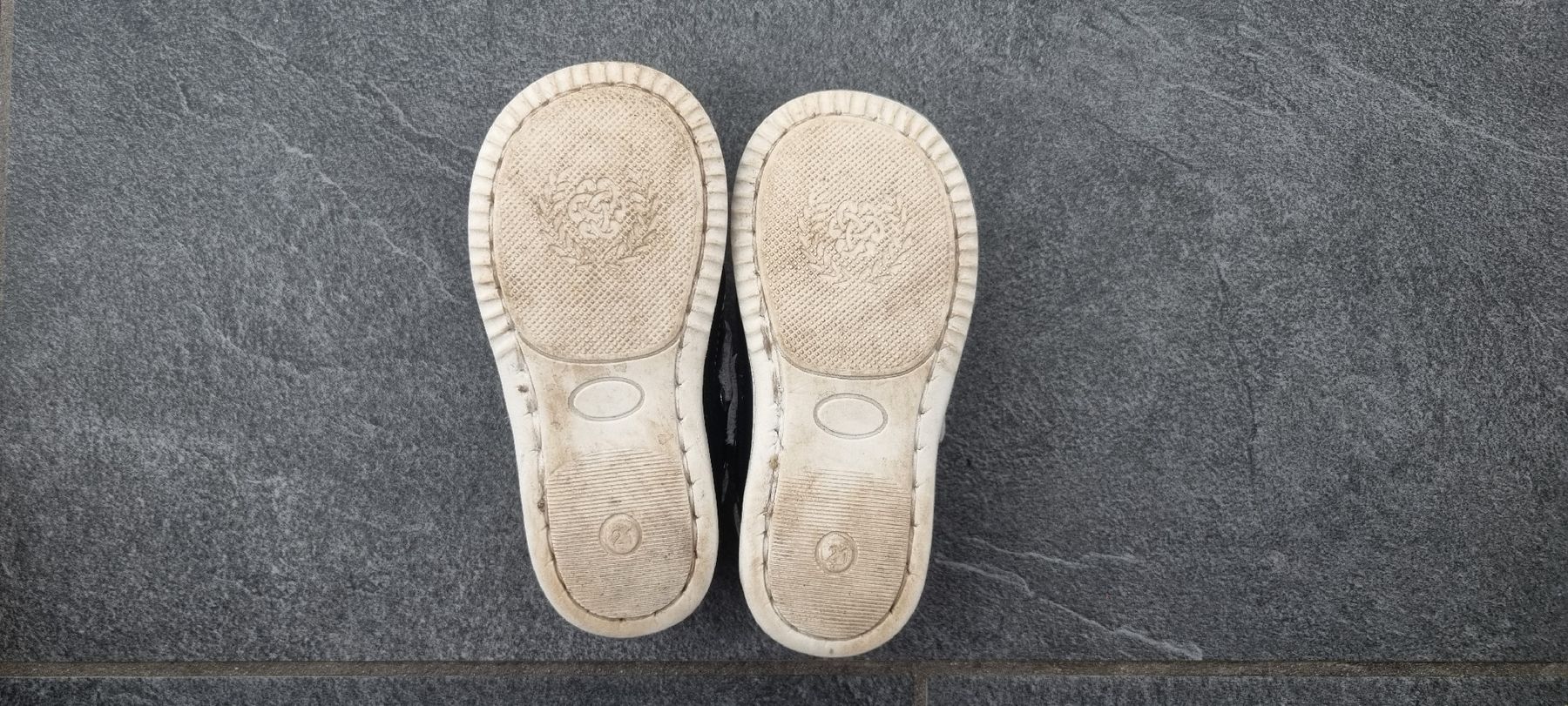 Schuhe für Jungen: Elegante Schuhe Grösse 21 – Gebraucht aus Birmensdorf ZH von borstenking 3