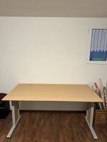 Schreibtisch im gutem Zustand 160x80cm