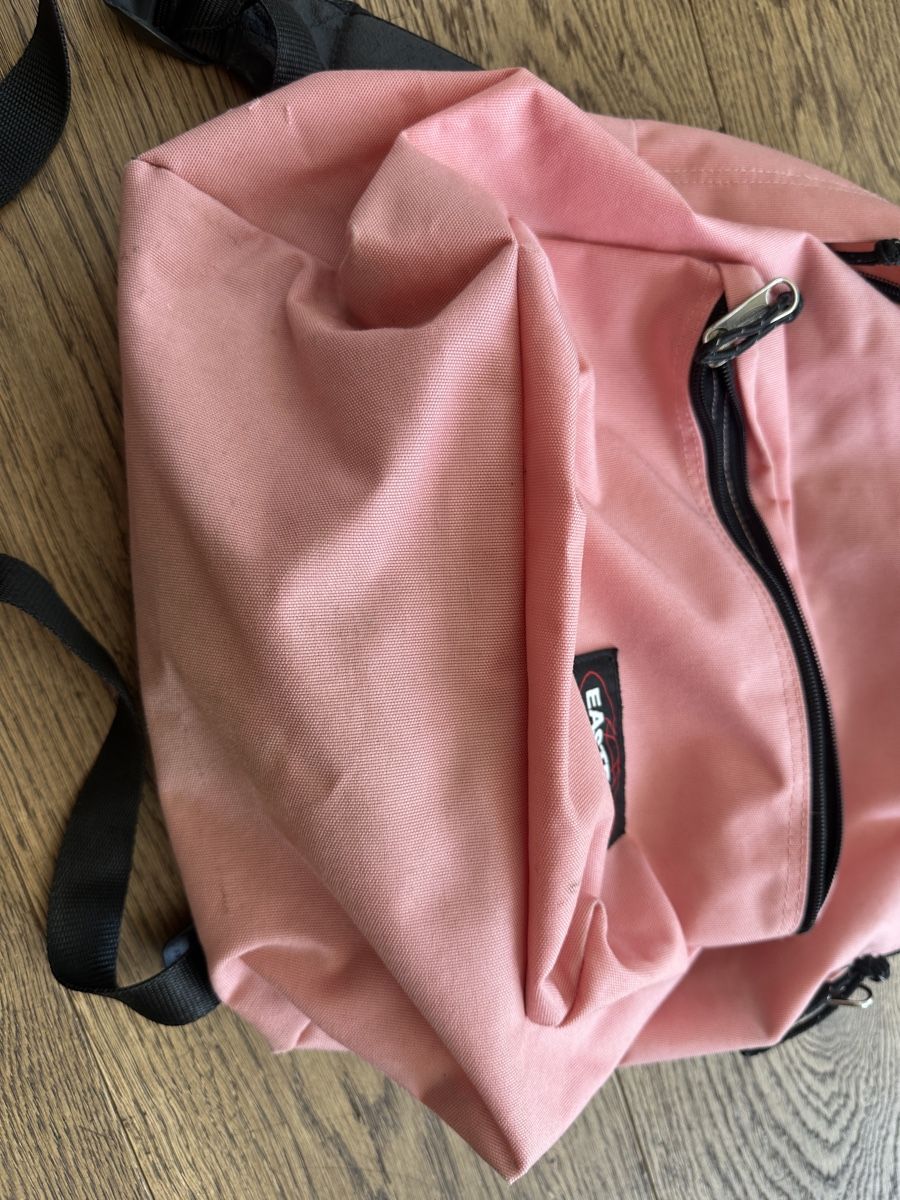 Eastpak Zaini: Eastpak Rucksack Pink – Usato da Rueschlikon venduto da LORMA01 5