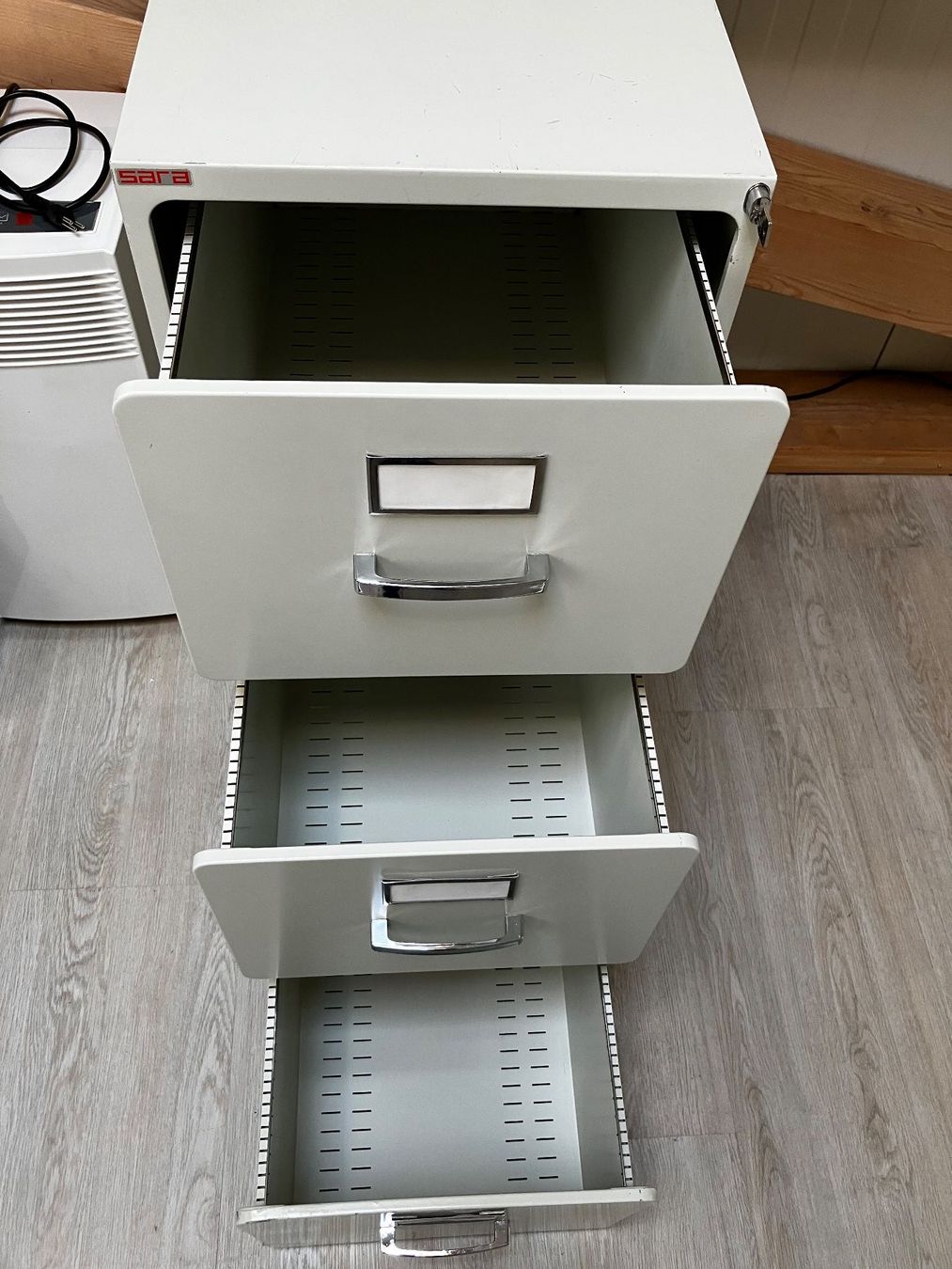 Armoires: Hängeregisterschrank – D'occasion à Matten b. Interl par aemt 1