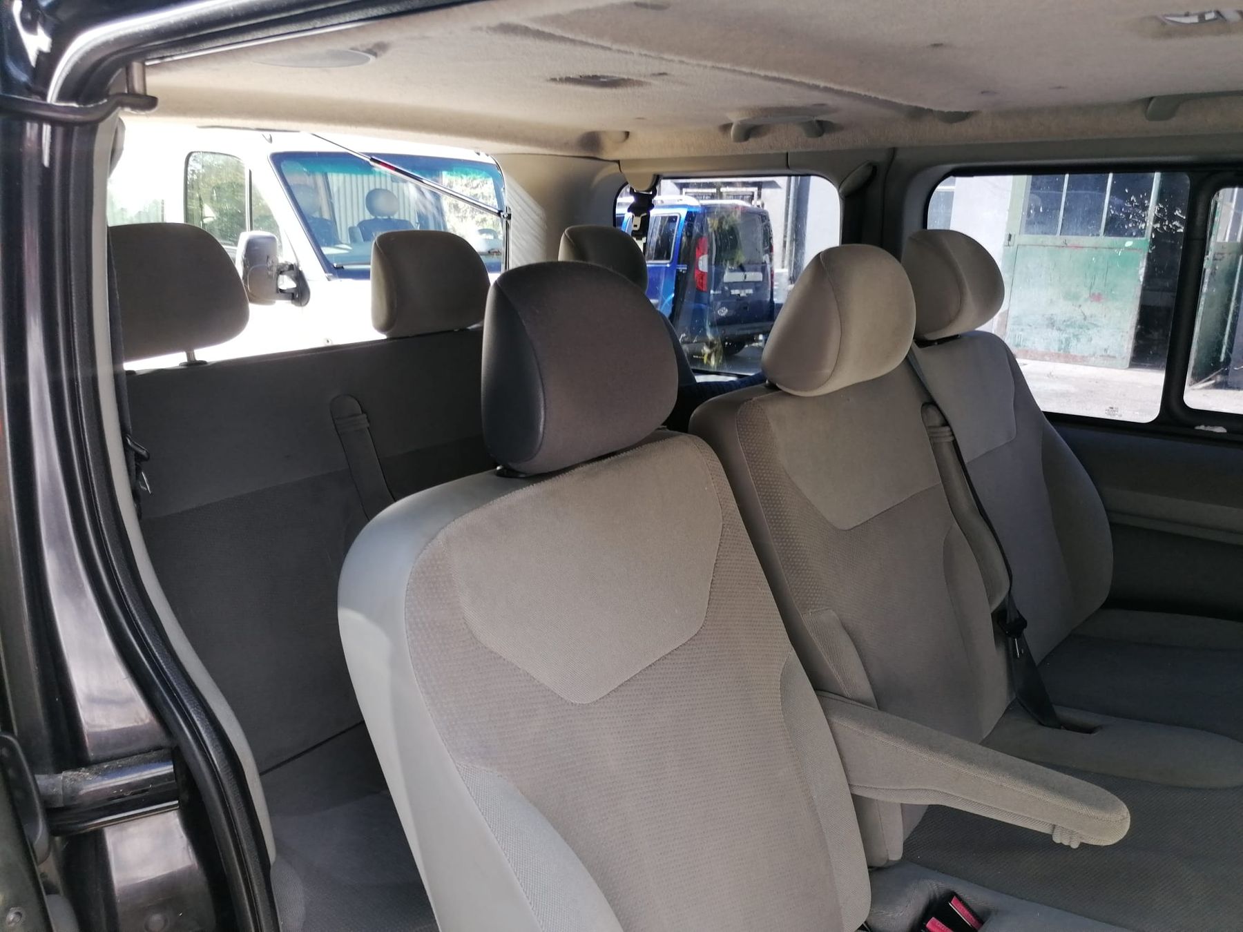 Opel Automobili: Opel Vivaro 7Plätzer – Usato da Sumiswald venduto da bana81 5