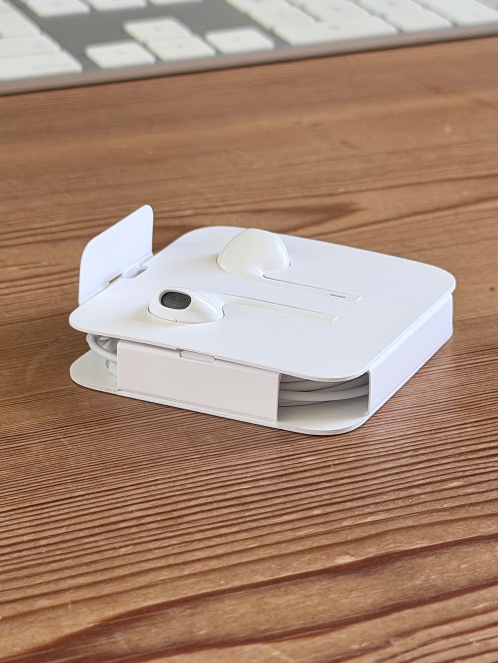 Apple Cuffie: Apple EarPods mit Lightning Anschluss Weiss neu – Nuovo e nell'imballaggio originale da Waldkirch venduto da ItaloFam 1
