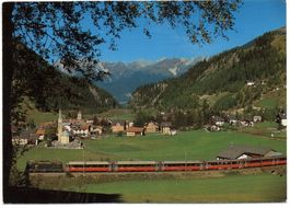 BERGÜN mit BERNINA-EXPRESS der Rhätischen Bahn