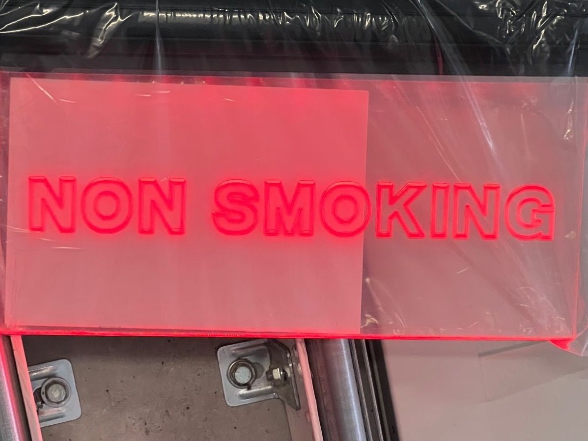 Componenti elettronici: Schild, NON SMOKING – Nuovo e nell'imballaggio originale da Biel/Bienne venduto da HB13 6