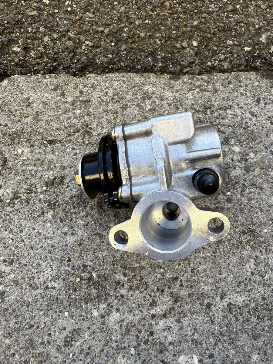 Motori Minarelli Tutti i ricambio per moto: Minarelli Motorölpumpe – Nuovo e nell'imballaggio originale da Binz venduto da Gabriel.NicolasG