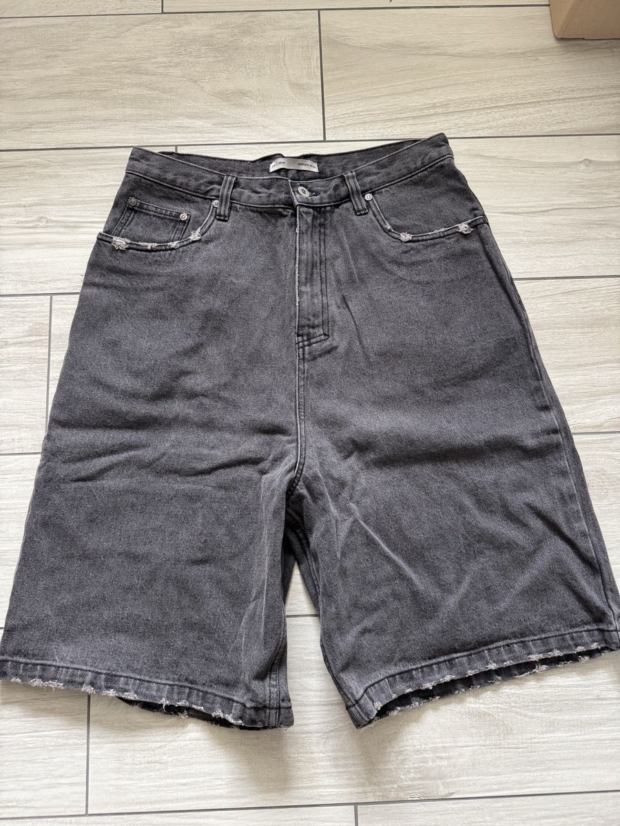 Pantalons: Shorts Gr. 34 – Neuf avec emballage d'origine à Thun par cedu247