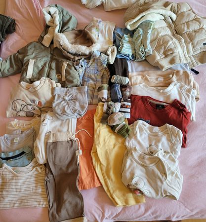 Lot de vêtements bébé garçon taille 74 à 80 état correct