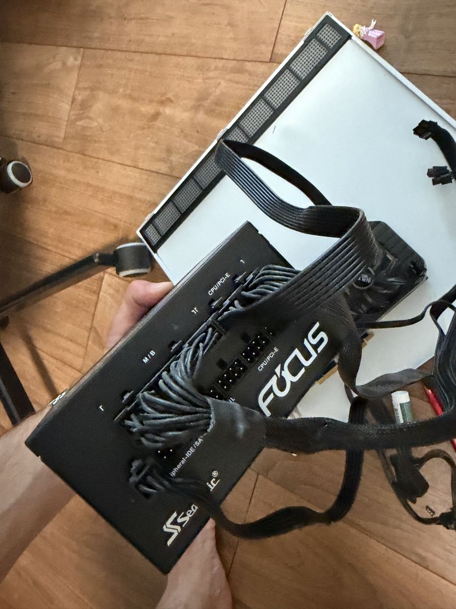 PC: Netzteil FOCUS PX-850 – Usato da Erlinsbach venduto da Schaimo 3