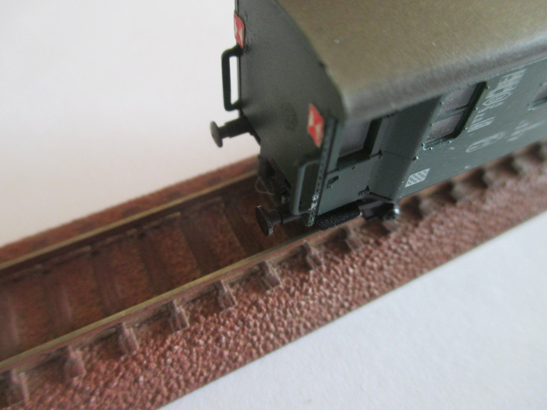 Arnold Modellini di ferrovie: Arnold Spur N DB Postwagen Gepäckwagen – Usato da Breitenbach venduto da anti11 1
