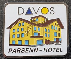 T741 - Pin Davos J X F Parsenn - Hotel