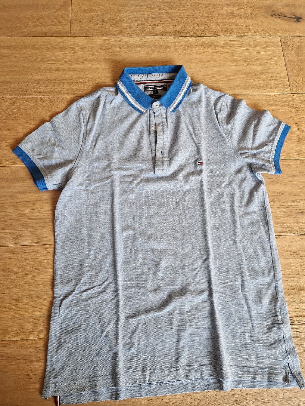 Tommy Hilfiger Magliette Polo: Tommy Hilfiger Poloshirt Gr. L, hellblau – Usato da St. Gallen venduto da Flames1