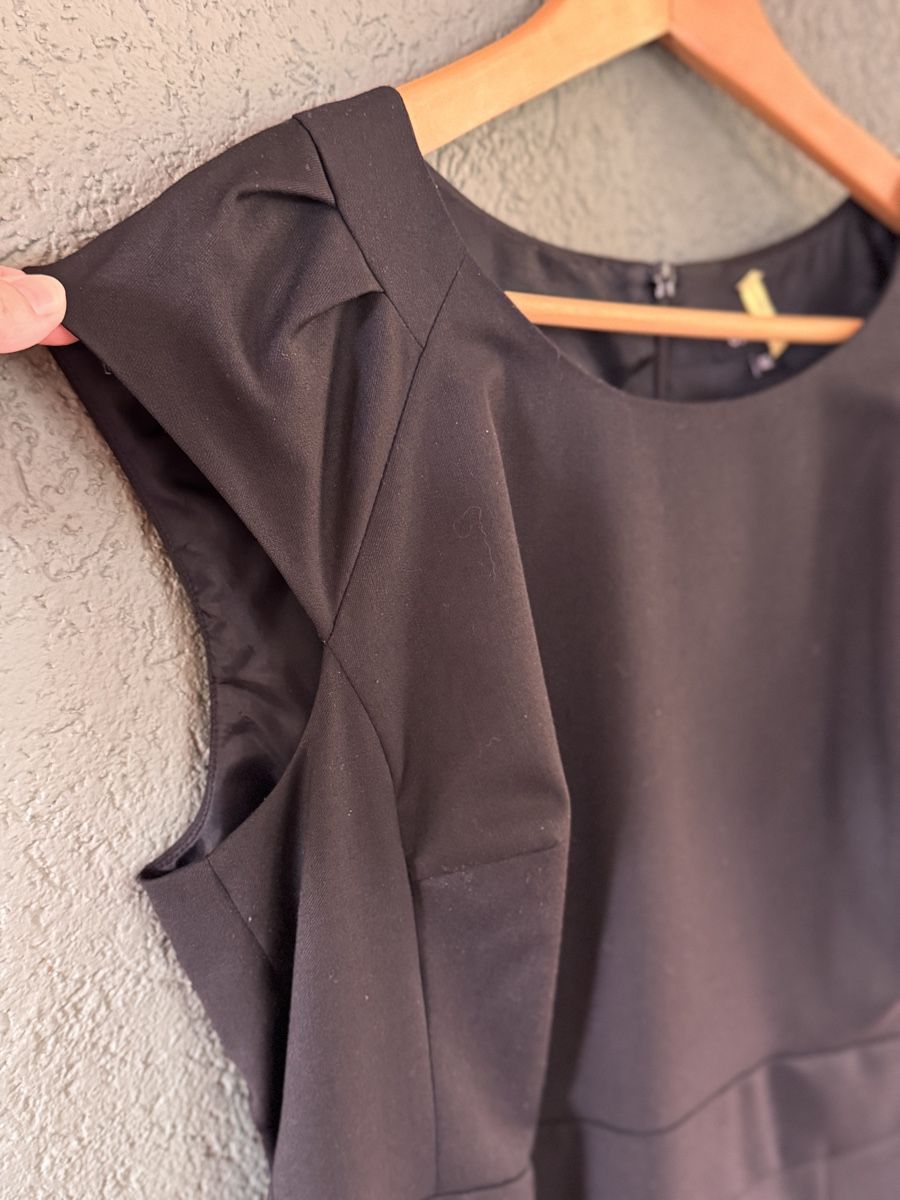 Caroll Kleider: CAROLL / Robe noire – Neu (gemäss Beschreibung) aus St-Prex von DealsByMom 2