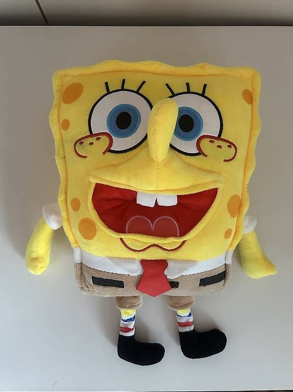 Spielzeuge: SpongeBob Plüschtier 36 cm Kuscheltier – Gebraucht aus winterthur von HappyFindsCH