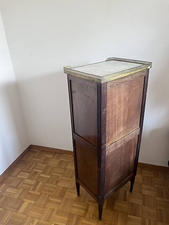 Kommoden: Semainier / chiffonier  marbre et laiton – Gebraucht aus Lausanne von tun_5db6 4