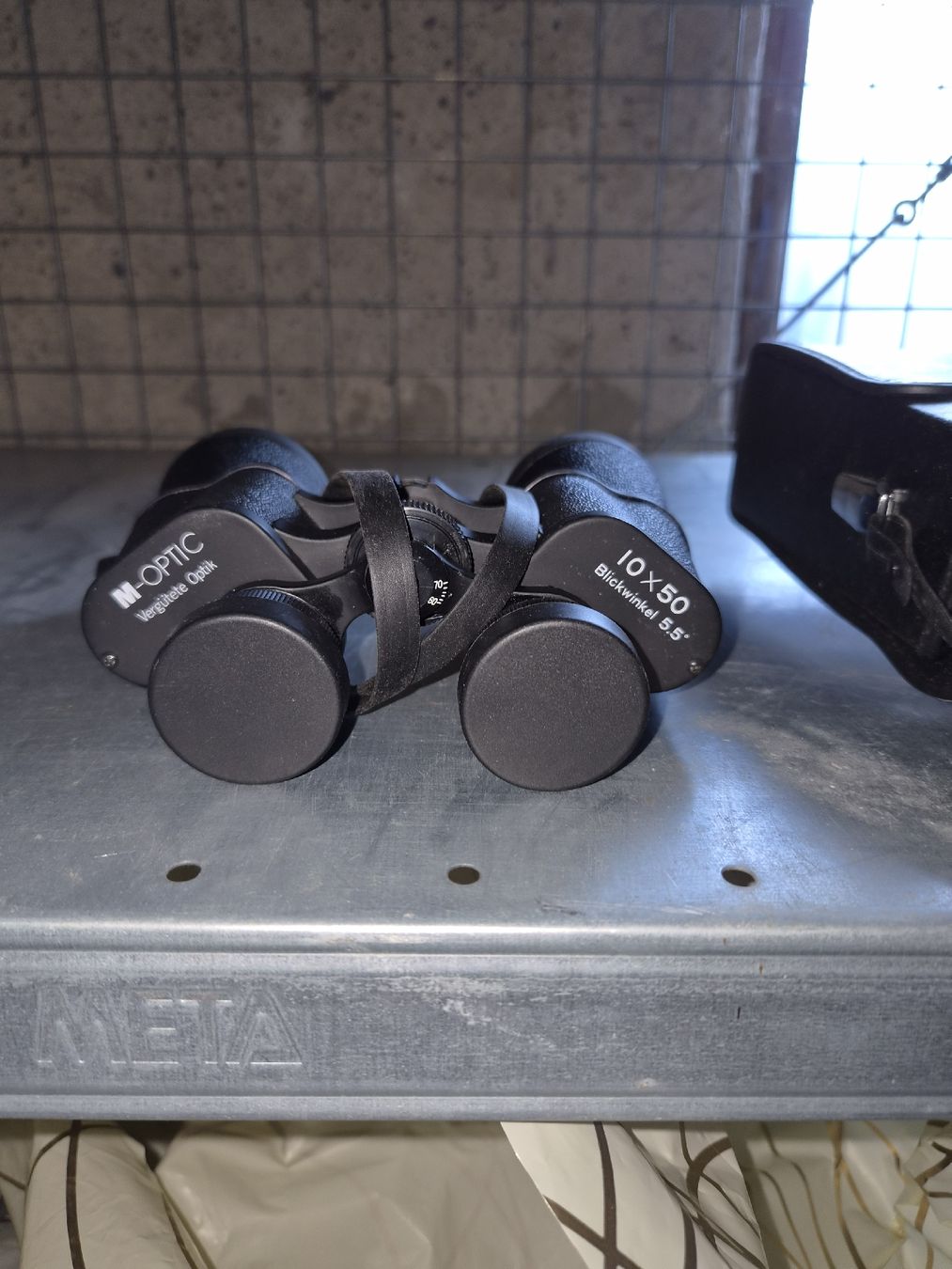 Binocoli: Fernglas 10x50 mit Tasche – Usato da Hochdorf venduto da TT_GARAGE