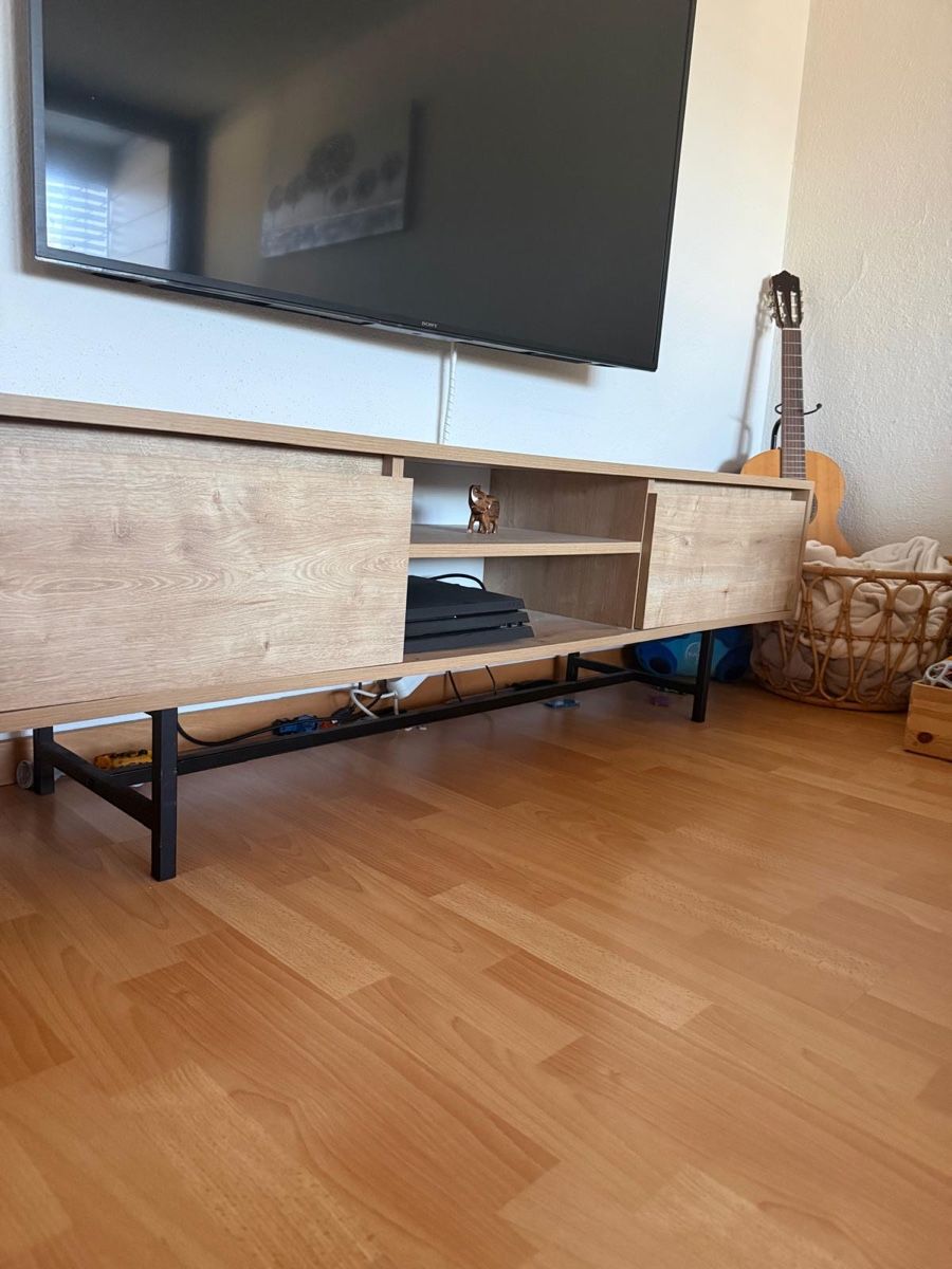 Mobili TV: TV Lowboard  – Nuovo (secondo la descrizione) da Erlinsbach venduto da Floyd_connor 1
