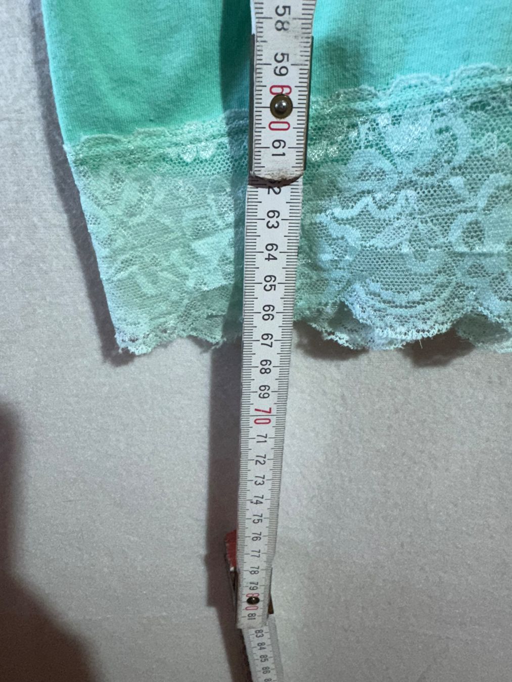 Top: Basic mit Spitze von Gr. M – Nuovo (secondo la descrizione) da Grosswangen venduto da SALE_SALE_SALE 5