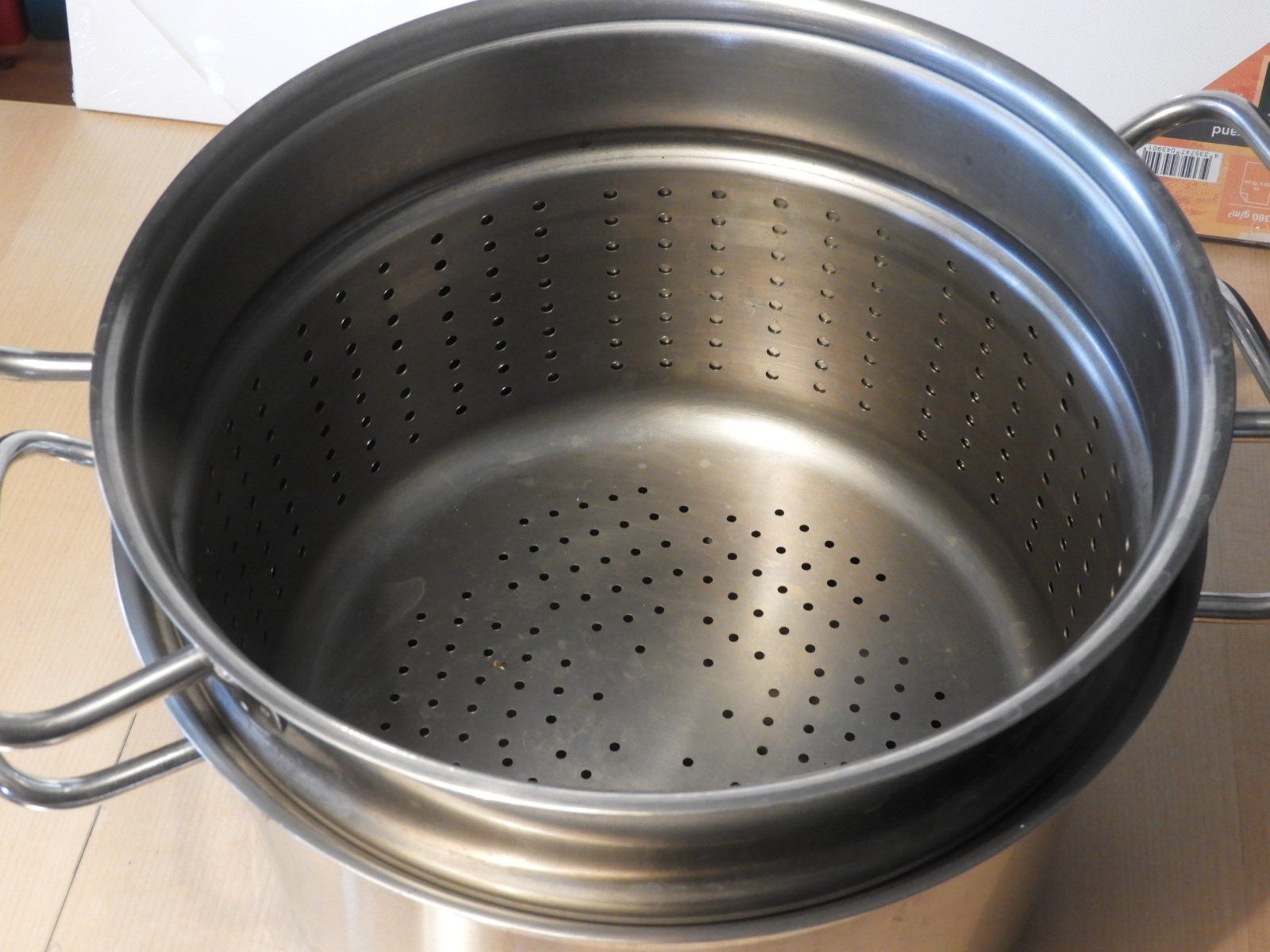 Pentole: GASTRO 6 lt,  DECKEL NEUWERTIG, 28.5 CM  DURCHMESSER – Nuovo (secondo la descrizione) da Ettingen venduto da troll-mutter 2
