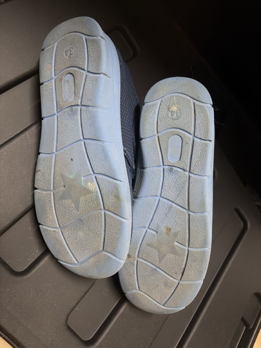 Scarpe per ragazzi: Knabenfinken Grösse 34 – Usato da Granges-Paccot venduto da Fwaeber 2