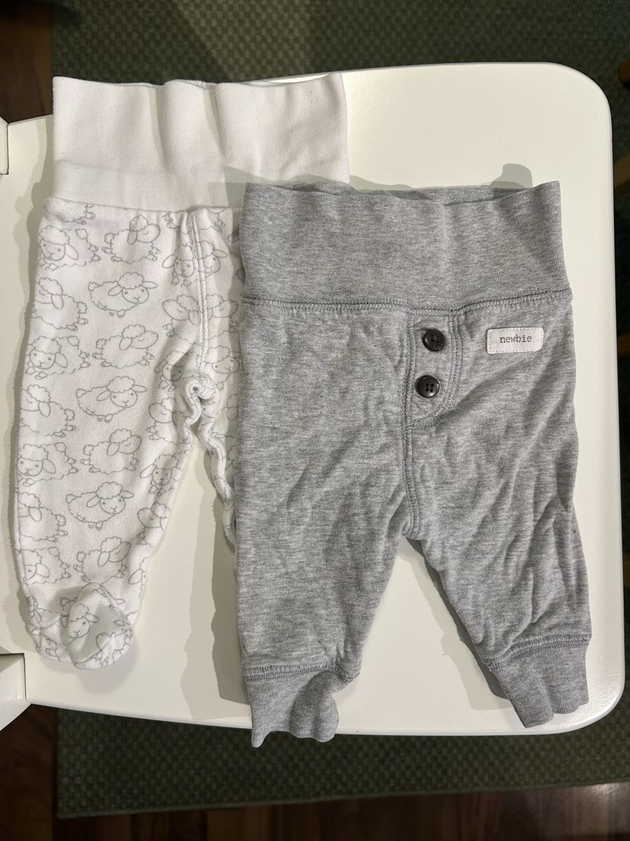 Hosen: Baby Trousers 2-Pack Size 50 – Gebraucht aus Zürich von eli_m229