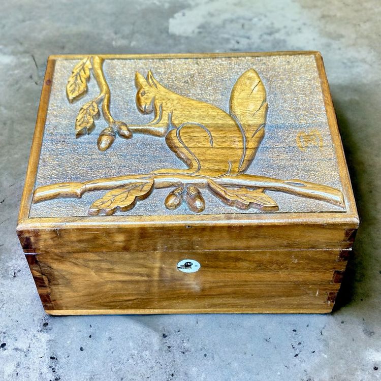 Ancienne Boîte En Bois Sculpté EMDÉ, Décor Rosier, 17,5 Cm, France